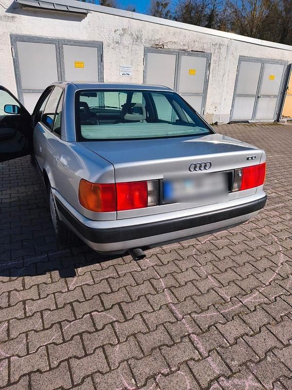 Gebraucht Audi 100 133 PS (97 kW) 1991 Silber Limousine