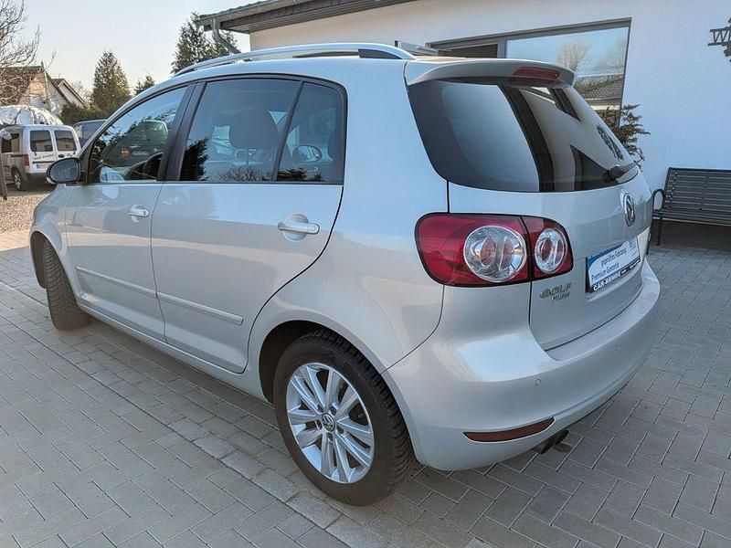 Gebraucht VW Golf Plus Cross Style 122 PS (89 kW) 2011 Silber Van / Kleinbus