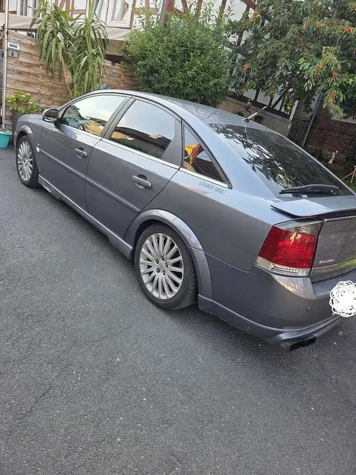 Gebraucht Opel Vectra GTS 155 PS (114 kW) 2004 Limousine