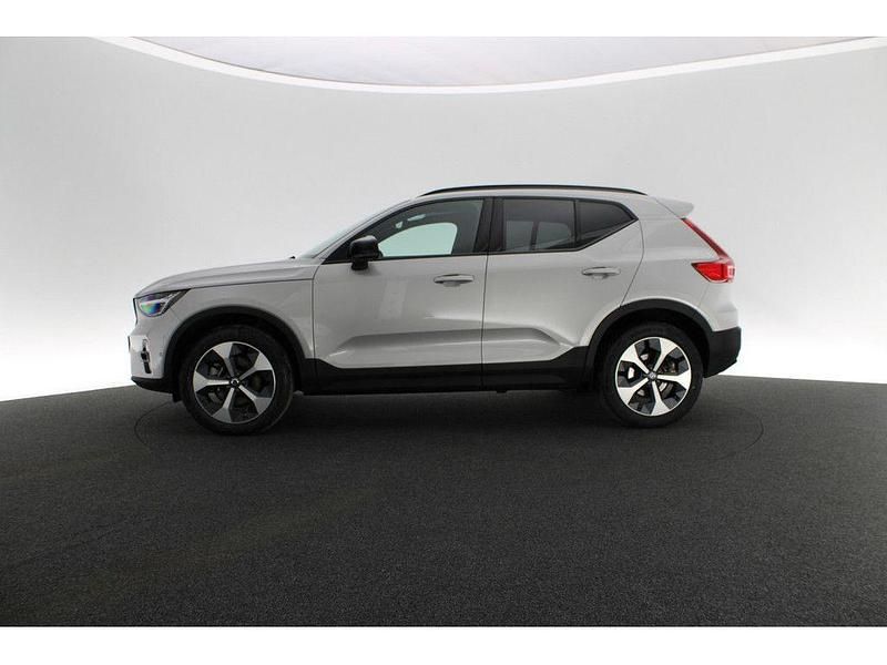 Gebraucht Volvo XC40 Plus 163 PS (119 kW) 2025 Silber SUV