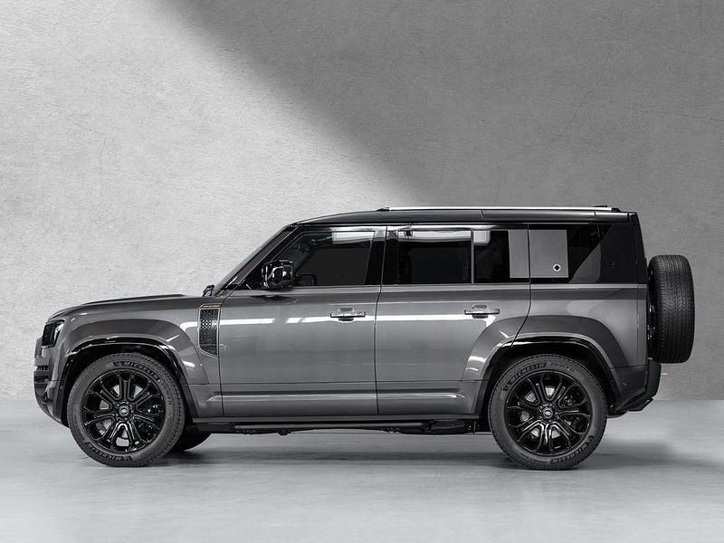 Grau Neu 2025 Land Rover Defender SUV | 185.900 € - Bild 1/4