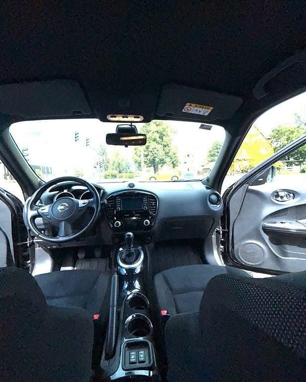 Schwarz Gebraucht 2016 Nissan Juke N-Connecta SUV | 9.950 € (Guter Preis) - Bild 1/4