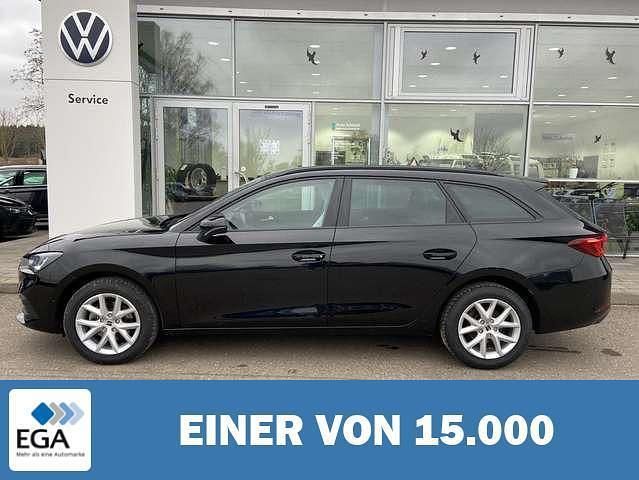 Schwarz metallic Gebraucht 2021 Seat Leon ST Style Kombi | 22.180 € (Fairer Preis) - Bild 1/4