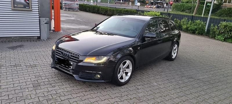 Schwarz Gebraucht 2010 Audi A4 S-Line Kombi | 6.000 € (Guter Preis) - Bild 1/4