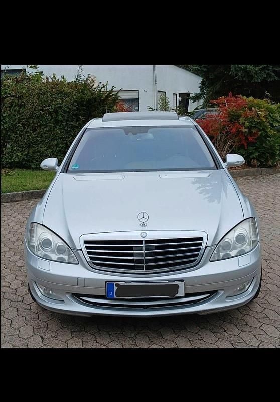 Silber Gebraucht 2007 Mercedes S500 Limousine | 6.900 € (Superpreis) - Bild 1/4