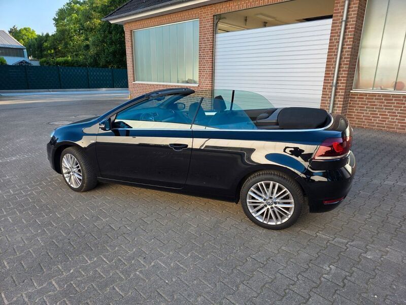 Gebraucht VW Golf Cabriolet Cup 122 PS (89 kW) 2015 Schwarz Cabrio