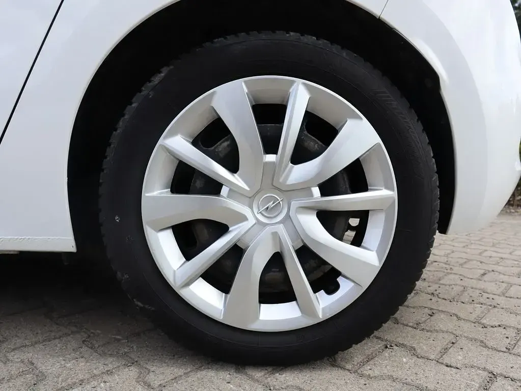 Usado Opel Corsa-e Edition 100 kW (136 HP) 2022 Branco Citadino