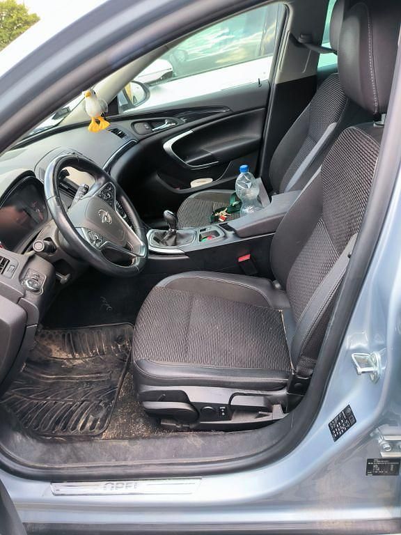 Blau Gebraucht 2016 Opel Insignia Sport Kombi | 7.500 € (Fairer Preis) - Bild 1/4