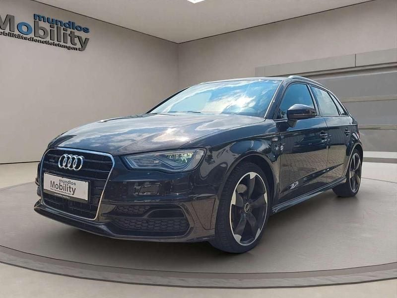 Braun Gebraucht 2014 Audi A3 Sportback S-Line Kleinwagen | 16.980 € (Etwas zu teuer) - Bild 1/4