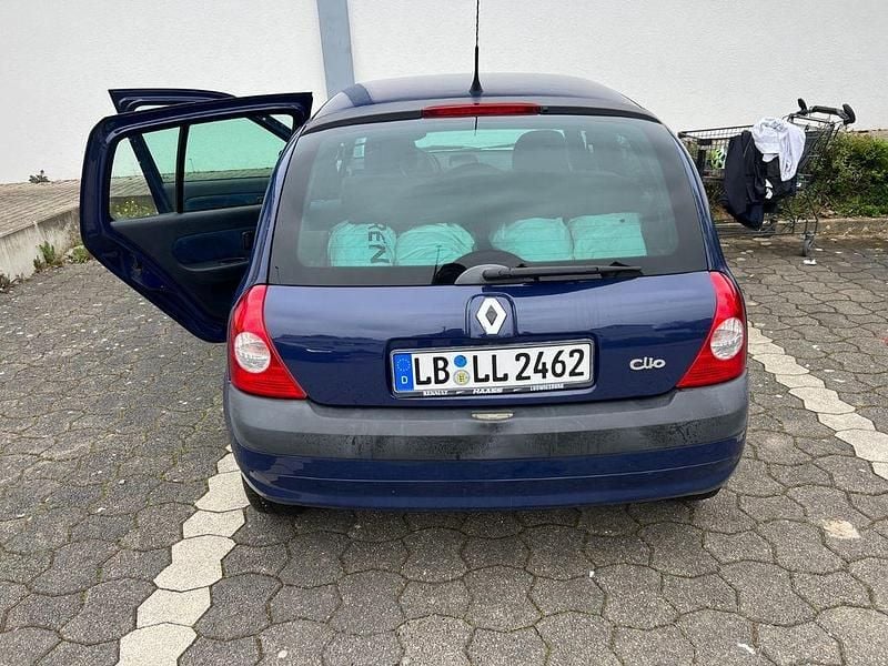 Gebraucht Renault Clio II Authentique 58 PS (42 kW) 2003 Limousine