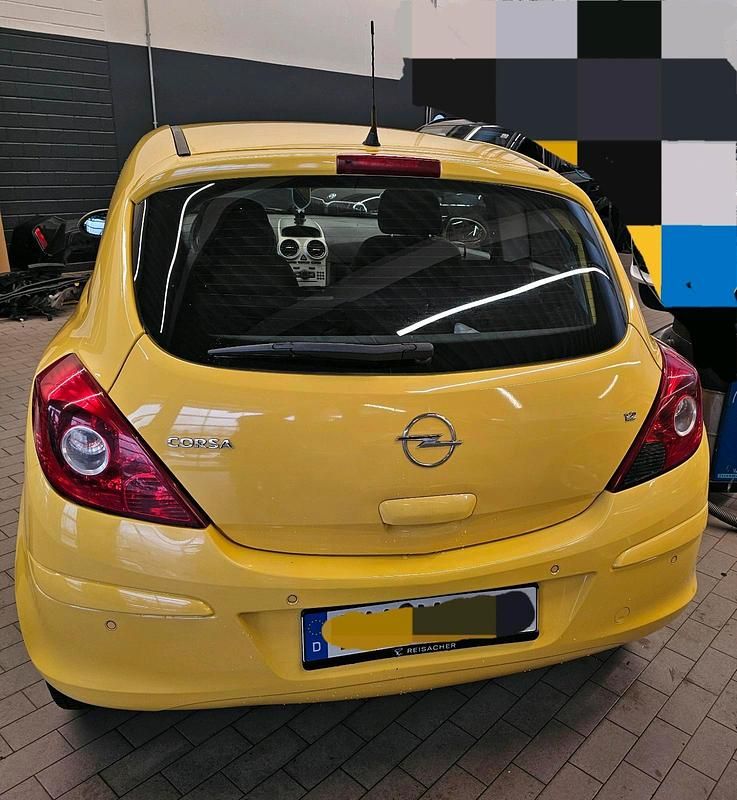 Gebraucht Opel Corsa 80 PS (58 kW) 2008 Gelb Kleinwagen