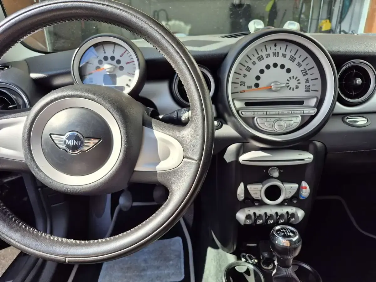 Gebraucht Mini Cooper D 109 PS (80 kW) 2009 Kleinwagen