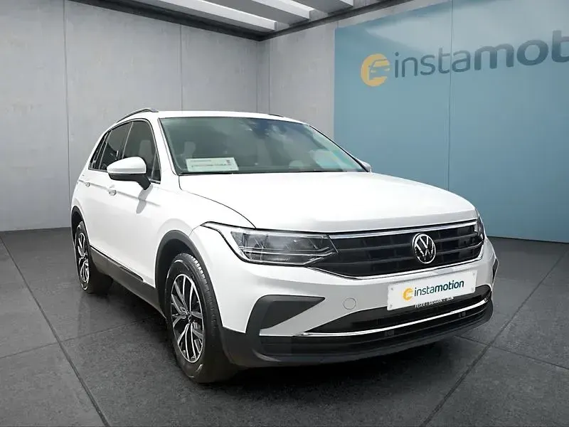 Gebraucht VW Tiguan 150 PS (110 kW) 2022 Weiß SUV