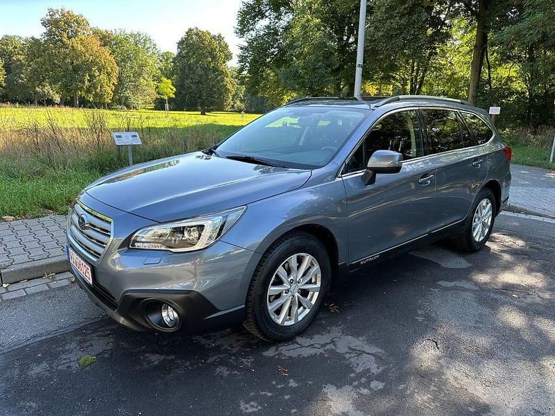 Grau Gebraucht 2015 Subaru Outback Comfort SUV | 11.400 € (Etwas zu teuer) - Bild 1/4