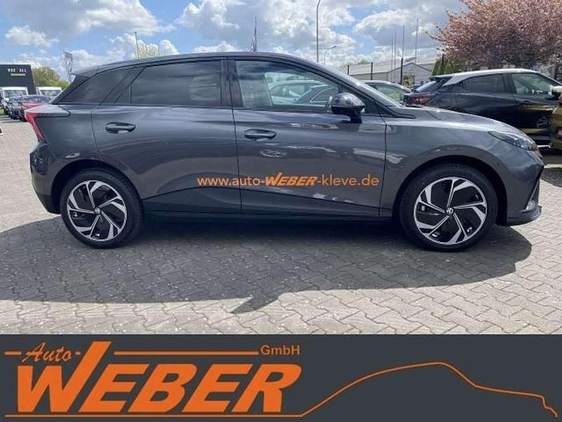 Second-hand MG MG4 EV 139 kW (190 CP) 2026 Gri Hatchback