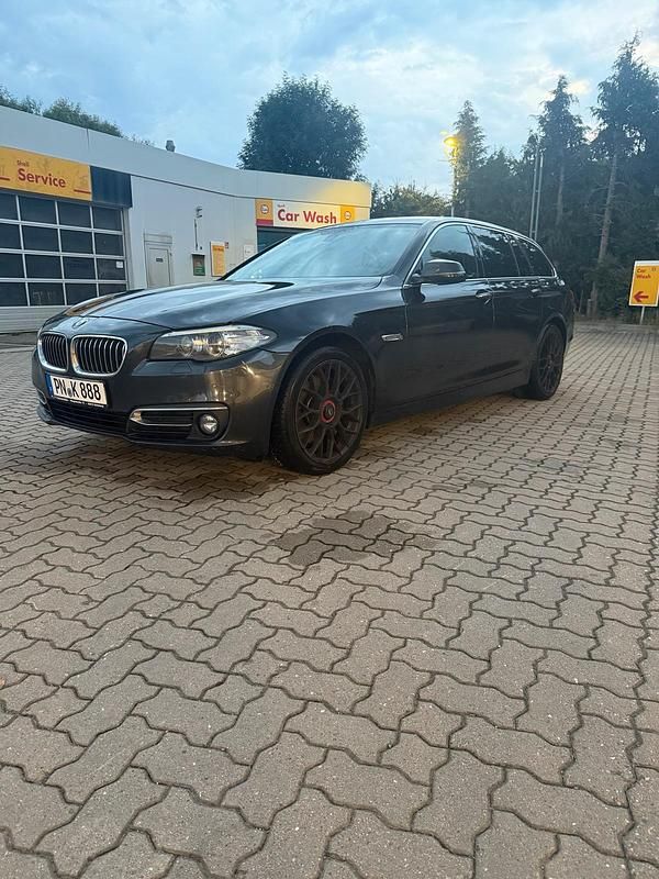 Braun Gebraucht 2015 BMW 535 Luxury Line Limousine | 13.200 € (Guter Preis) - Bild 1/4
