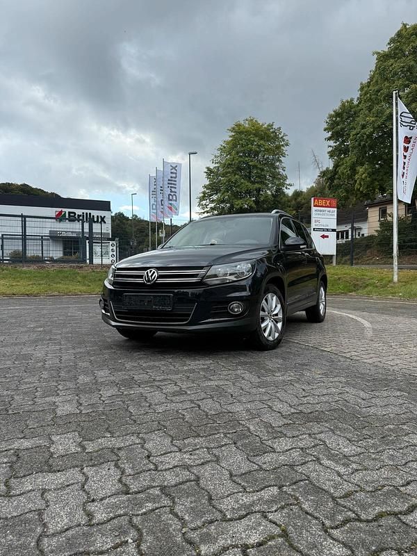 Schwarz Gebraucht 2013 VW Tiguan SUV | 9.400 € (Guter Preis) - Bild 1/4