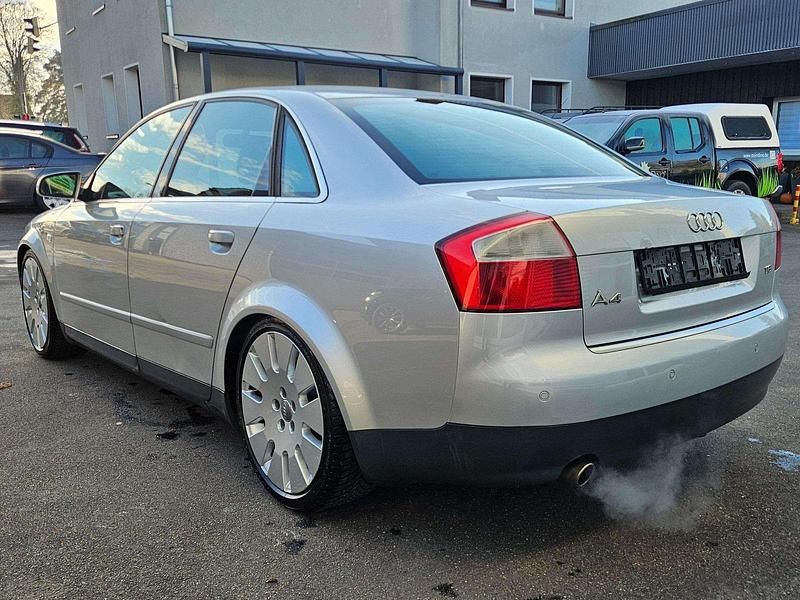 Gebraucht Audi A4 Sport 131 PS (96 kW) 2003 Silber Limousine