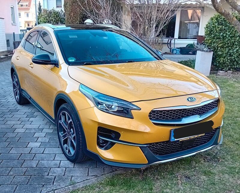 Gelb Gebraucht 2019 Kia XCeed Launch Edition SUV | 18.999 € (Fairer Preis) - Bild 1/4