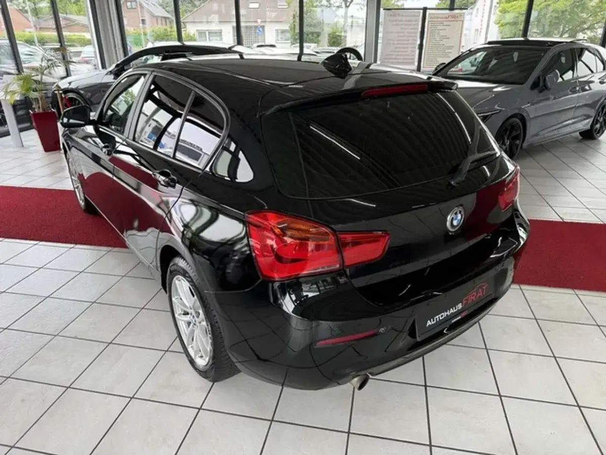 Gebraucht BMW 116 109 PS (80 kW) 2015 Schwarz Kleinwagen