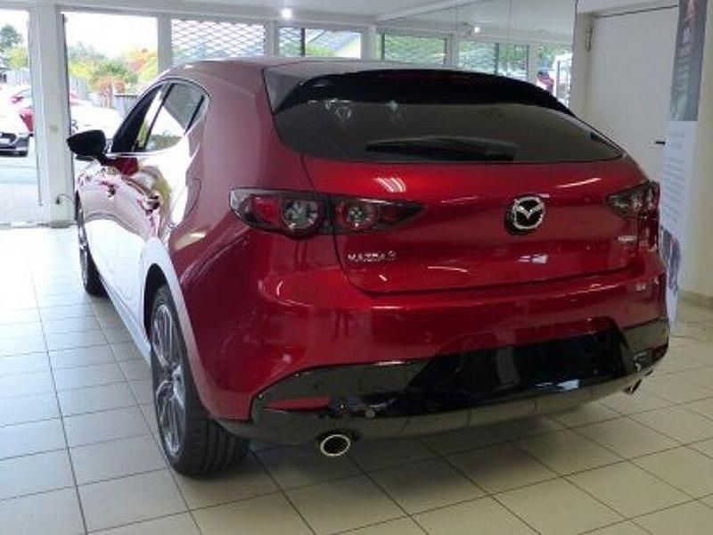 Neu Mazda 3 Center-Line 140 PS (102 kW) 2025 Soul red crystal m Limousine