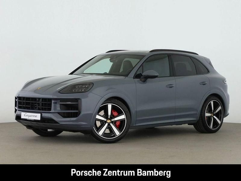 Grau Gebraucht 2023 Porsche Cayenne S Sport SUV | 113.490 € (Superpreis) - Bild 1/4