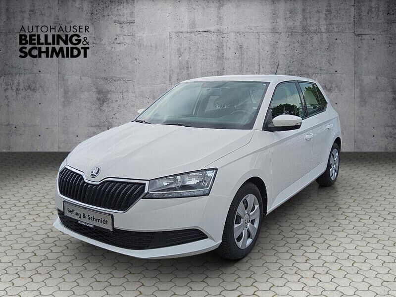 Candyweiß Gebraucht 2021 Skoda Fabia Cool Plus Limousine | 10.880 € (Guter Preis) - Bild 1/4