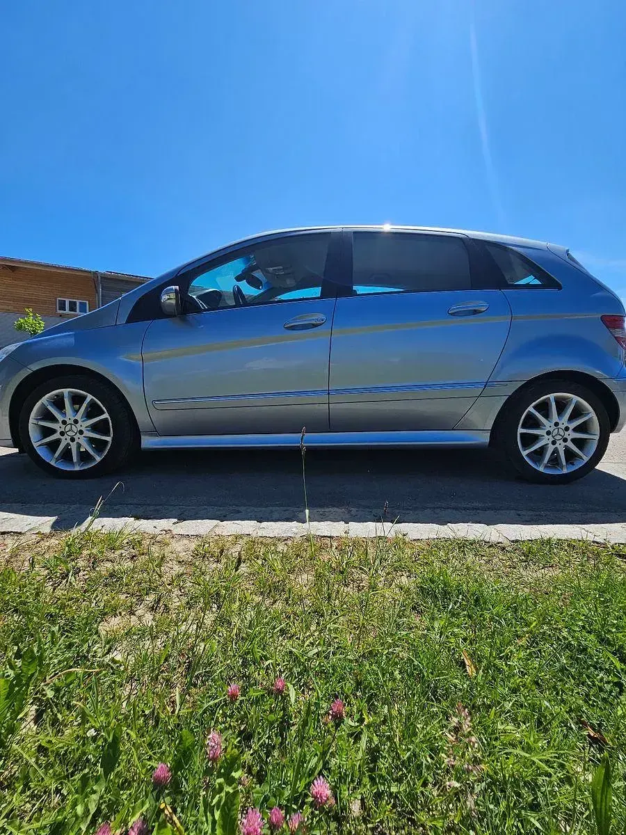 Gebraucht Mercedes B200 136 PS (100 kW) 2007 Blau Van / Kleinbus