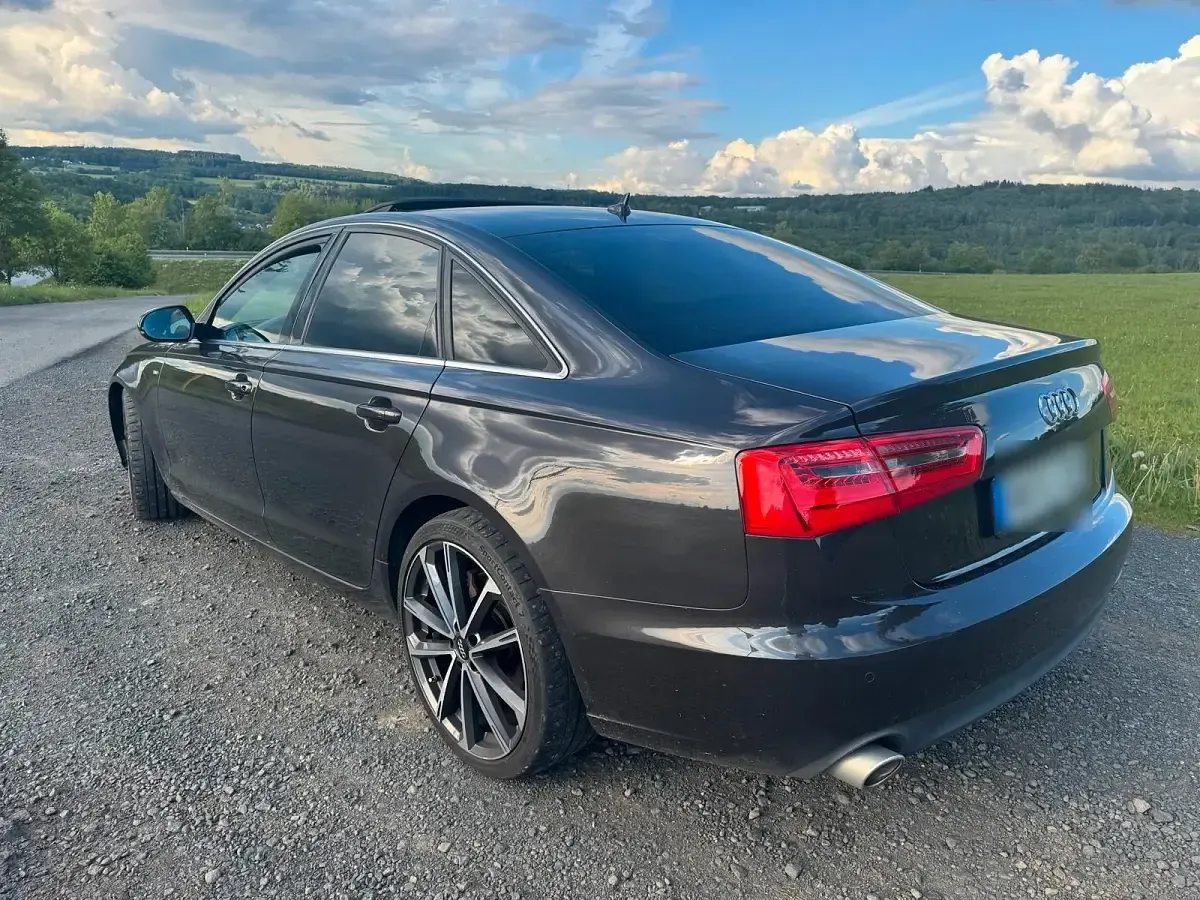 Gebraucht Audi A6 S-Line 245 PS (180 kW) 2012 Grau Limousine