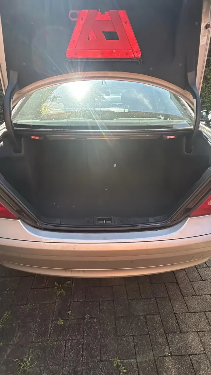 Gebraucht Mercedes C220 2001 Silber Limousine