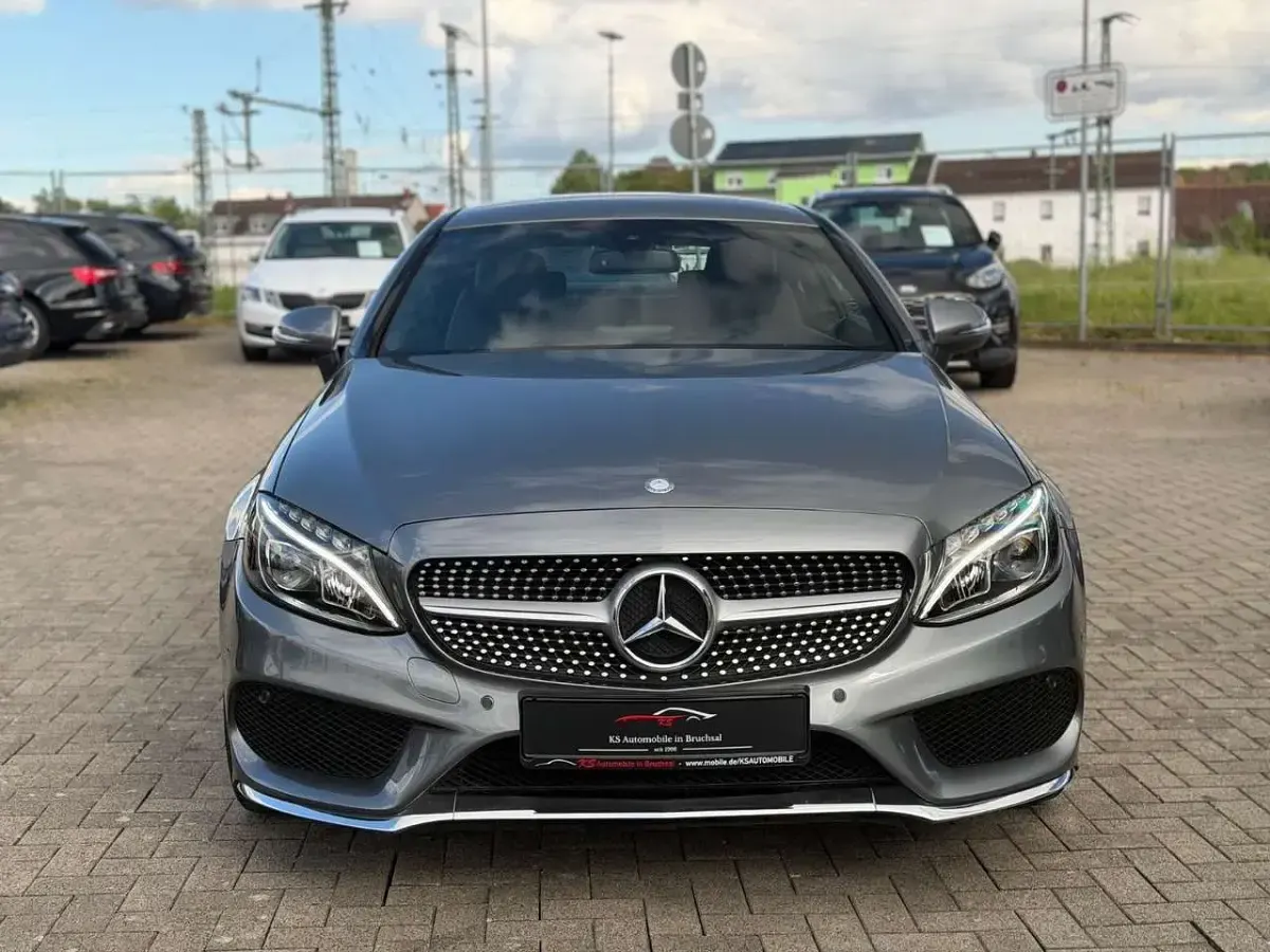 Gebraucht Mercedes C180 AMG line 156 PS (114 kW) 2016 Grau Coupé