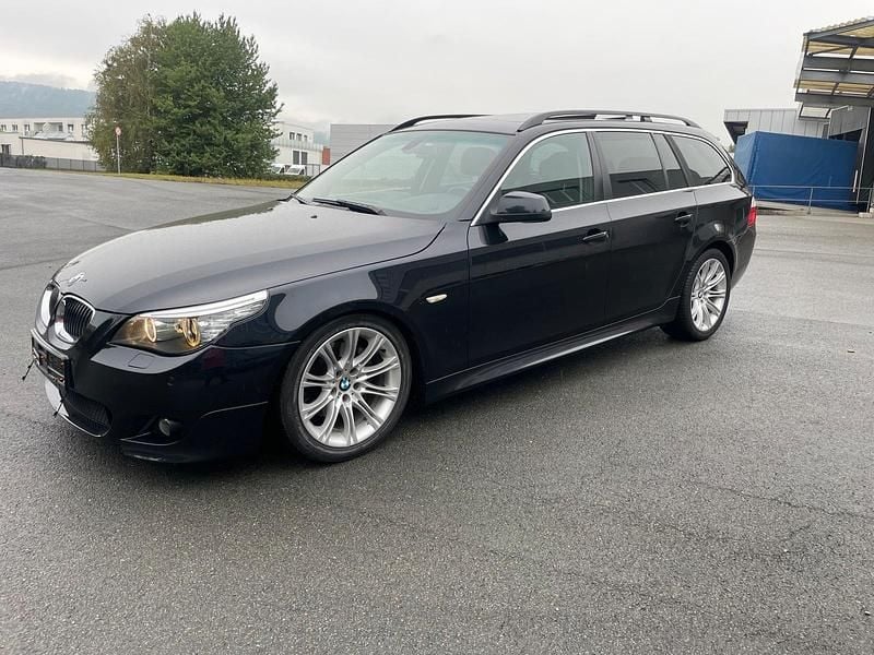 Schwarz Gebraucht 2010 BMW 520 M Sport Kombi | 6.499 € (Fairer Preis) - Bild 1/4