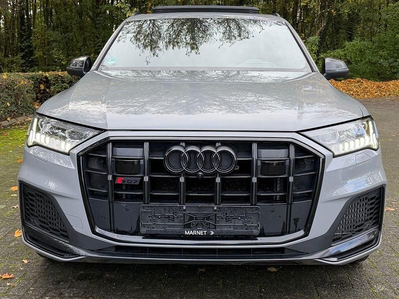 Gebraucht Audi SQ7 Competition 507 PS (372 kW) 2022 Grau SUV