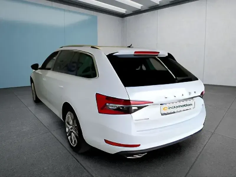 Gebraucht Skoda Superb 280 PS (205 kW) 2023 Weiß Kombi