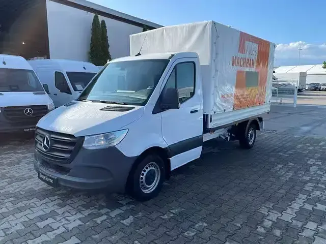 Gebraucht Mercedes Sprinter 150 PS (110 kW) 2023 Arktikweiß Van