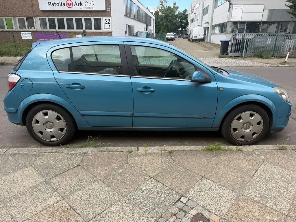 Gebraucht Opel Astra Edition 170 PS (125 kW) 2004 Blau Limousine