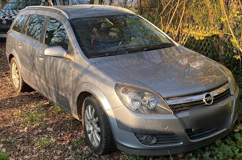 Silber Gebraucht 2006 Opel Astra Kombi | 2.450 € (Fairer Preis) - Bild 1/4