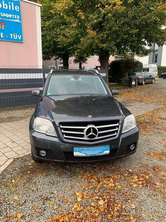 Grau Gebraucht 2008 Mercedes GLK320 SUV | 4.999 € (Fairer Preis) - Bild 1/4