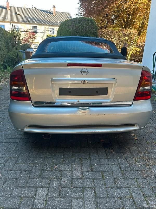 Usata Opel Astra 100 CV (73 kW) 2001 Grigio Cabrio