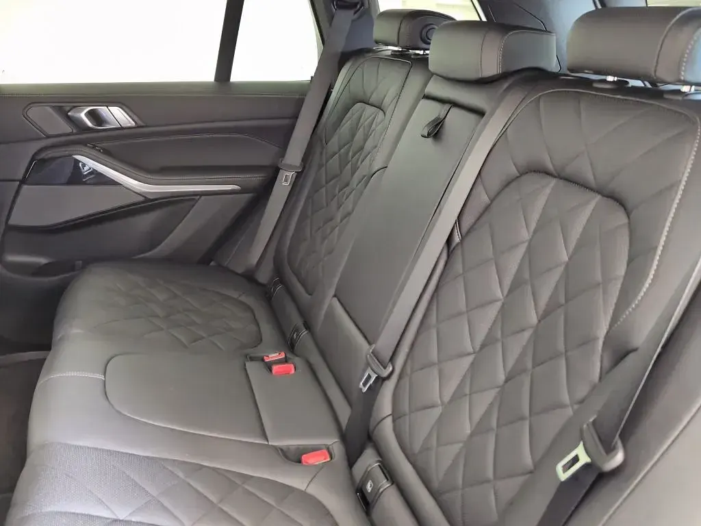 Gebraucht BMW X5 M Sport 286 PS (210 kW) 2024 Grau SUV
