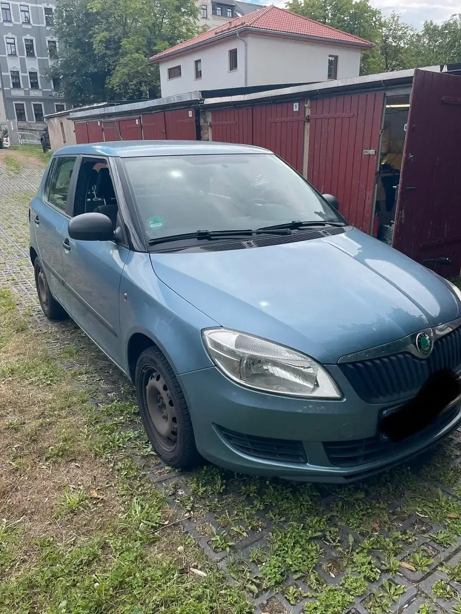 Gebraucht Skoda Fabia 86 PS (63 kW) 2011 Blau Limousine