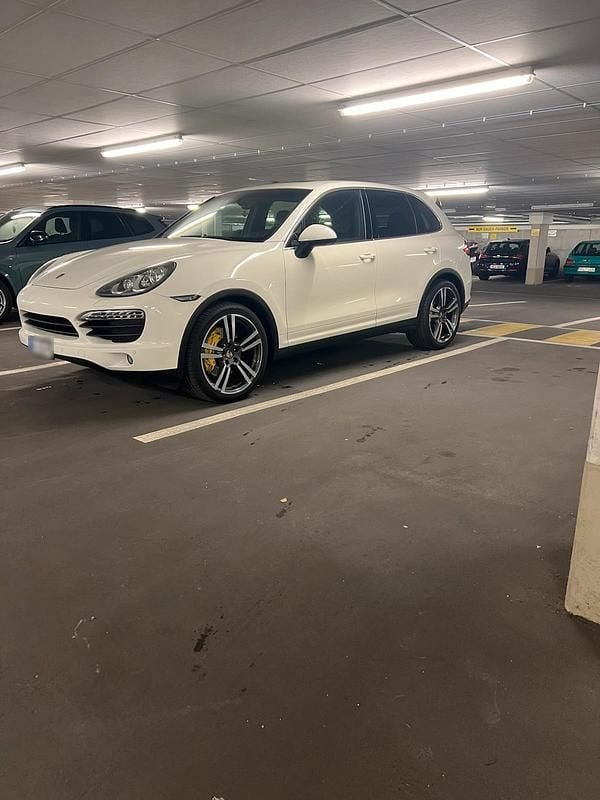 Gebraucht Porsche Cayenne S 400 PS (294 kW) 2011 Weiß SUV