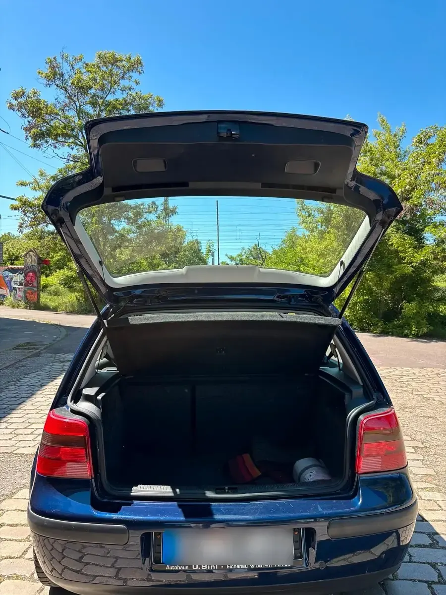 Gebraucht VW Golf IV 101 PS (74 kW) 2000 Blau Kleinwagen