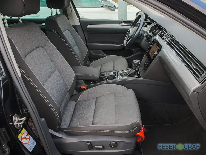 Gebraucht VW Passat Business 200 PS (147 kW) 2022 Schwarz Kombi