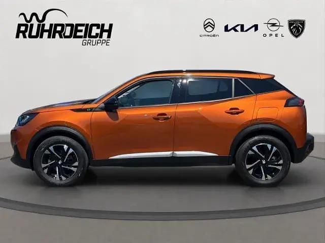 Gebraucht Peugeot e-2008 Allure 100 kW (136 PS) 2022 Braun (metallic) SUV