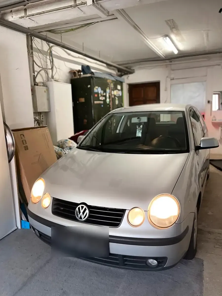 Gebraucht VW Polo 64 PS (47 kW) 2002 Grau Kleinwagen