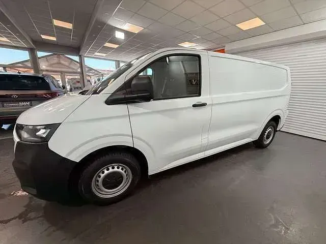 Gebraucht VW Transporter 150 PS (110 kW) 2025 Clear white Van