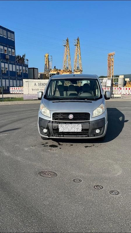 Silber Gebraucht 2008 Fiat Scudo Van | 3.980 € (Teuer) - Bild 1/4