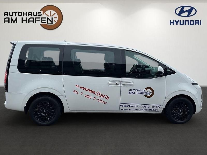 Gebraucht Hyundai Staria Trend 160 PS (117 kW) 2024 Weiß Van / Kleinbus