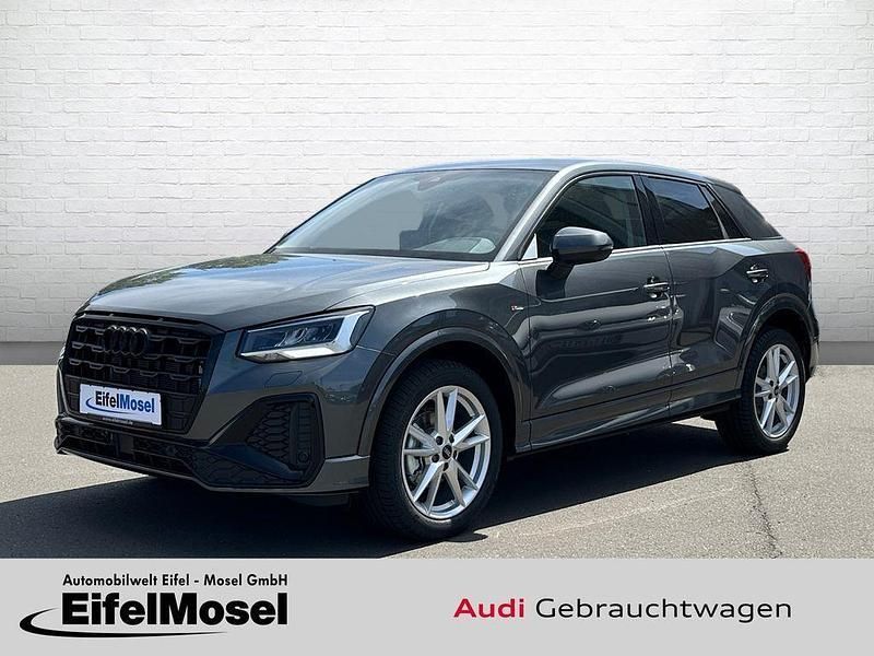 Neu Audi Q2 S-Line 150 PS (110 kW) 2025 Grau SUV